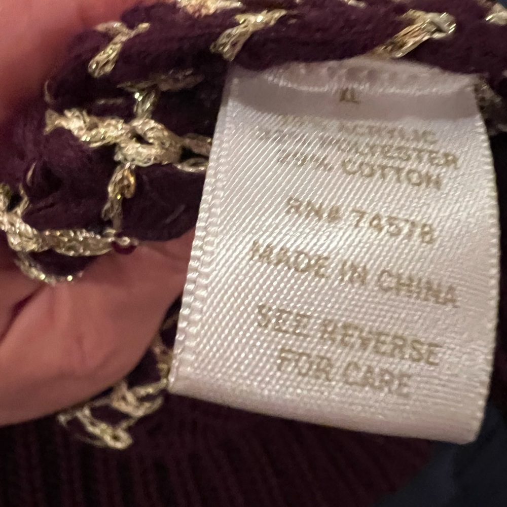 Cache fancy purple and gold sweater size XL - Picture 5 of 5